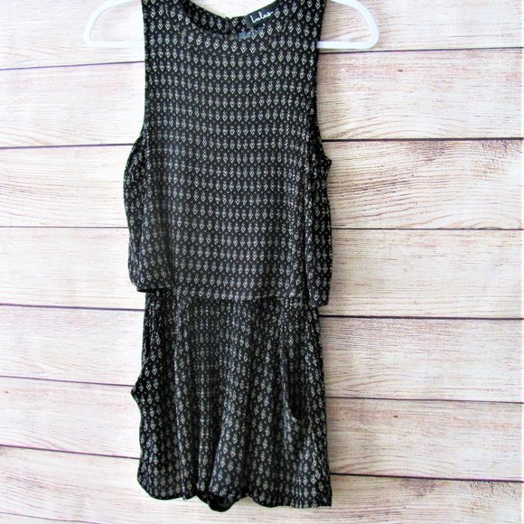 NWOT Lulus Creative Approach Arrow Print Romper - Picture 6 of 7